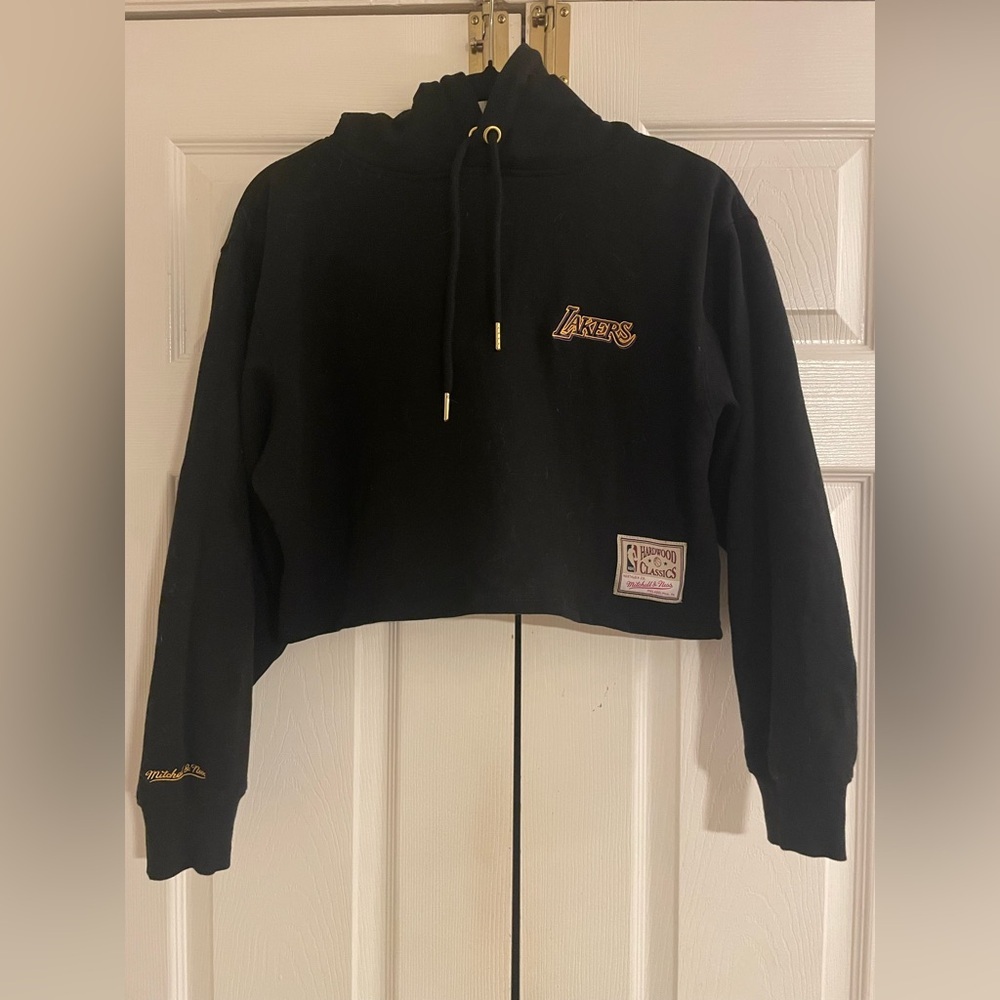 Mitchell & Ness Black Lakers Women's cropped hooded Sweater medium